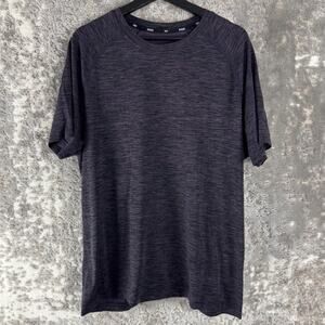 Rhone Size L Minimalist Casual T Shirt Purple Short Sleeve Pullover Crew Neck